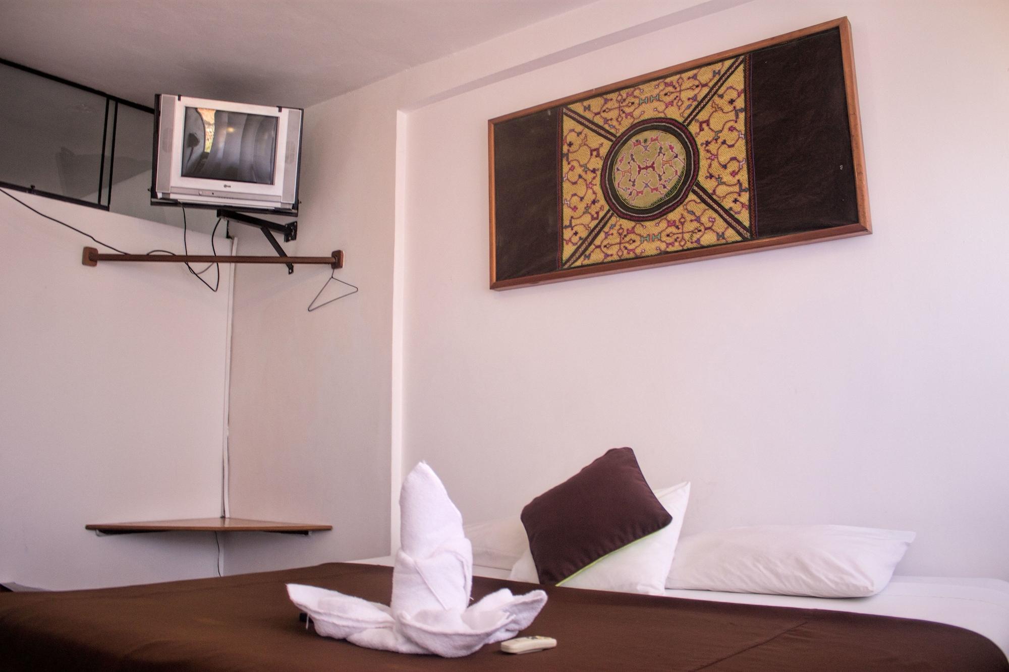 Amazon Hotel Икитос Экстерьер фото