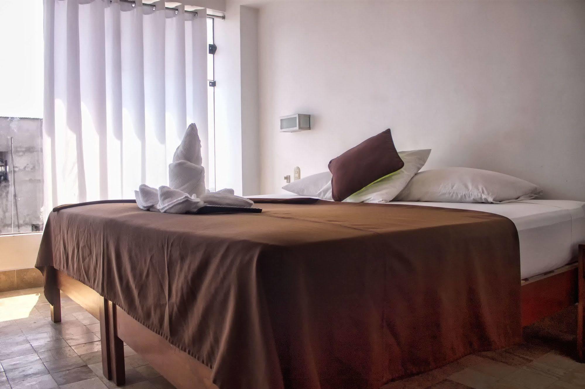 Amazon Hotel Икитос Экстерьер фото